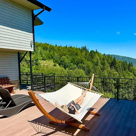 La Vіta Hébergement de vacances Yaremtche